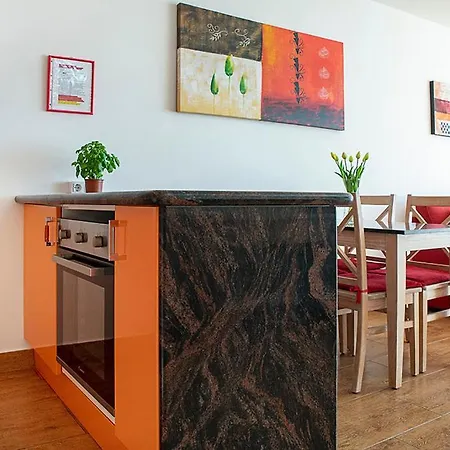 Apartment Azahara Playa -las Vistas Free Wifi Playa de las Americas (Tenerife)